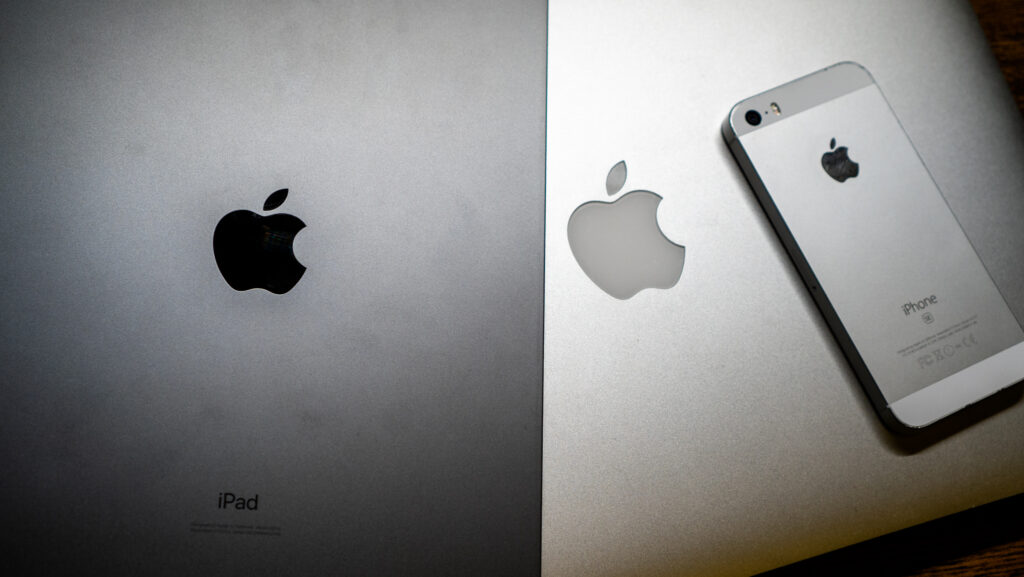  Apple、iPhone、iPad、Mac 向けに設計された Mophie の新しい超コンパクト USB-C 充電器の販売を開始